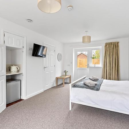 Number 5 - Lytton Tree Lodge, Reydon, Southwold Экстерьер фото